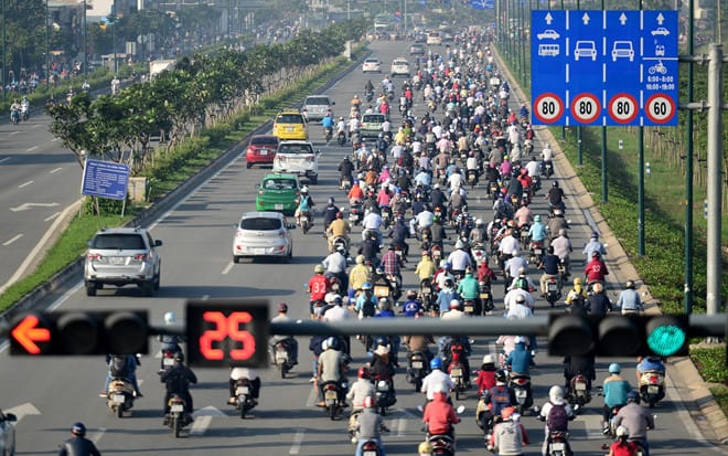 Bạn Có Biết Đi Sai Làn Đường Bị Phạt Bao Nhiêu Tiền?