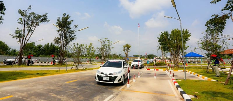 Xe tập lái sa hình tại sân Bình Phước - Trường Dạy Lái Xe Ở Bình Phước
