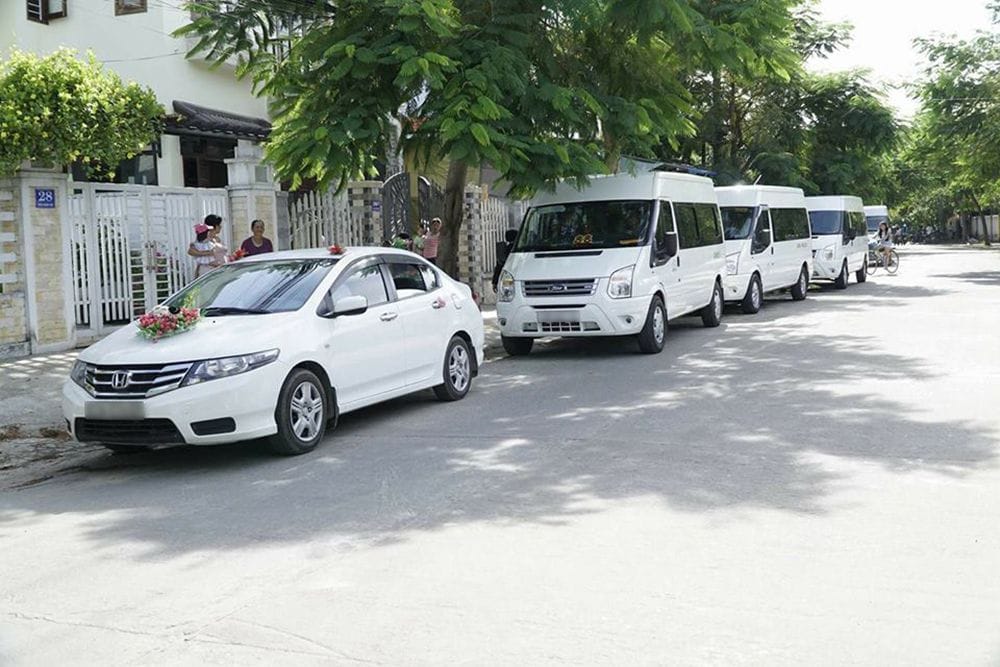 Thuê xe 16 chỗ Minh Phát Quận 11 - Thuê xe 16 chỗ Quận 11