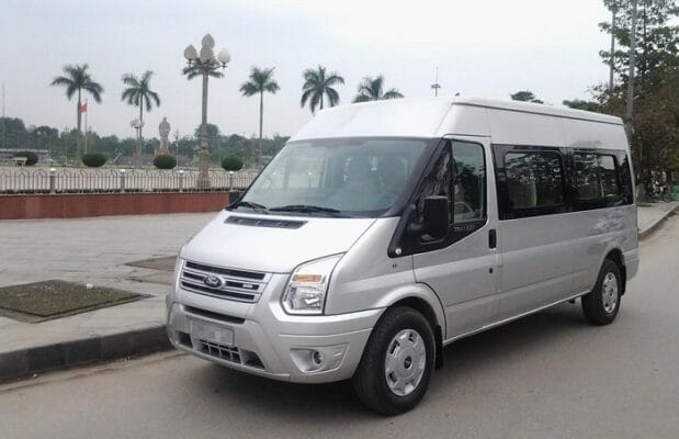 Hình: Hoàng Long Travel - Thuê xe 16 chỗ Hóc Môn