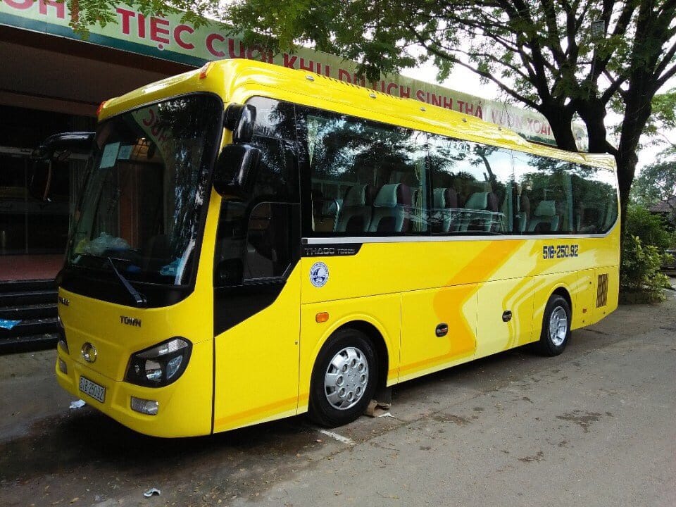 Xe Du Lịch Vạn Thành - Thuê xe 30 chỗ Quận 11 