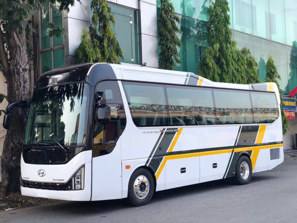 Xe Du Lịch Ngọc Phát -  Thuê xe 30 chỗ Gò Vấp 