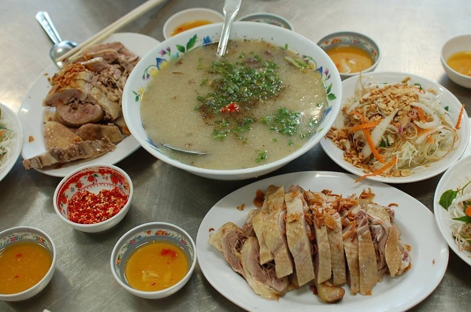 Cháo vịt - ăn trưa Hưng Yên