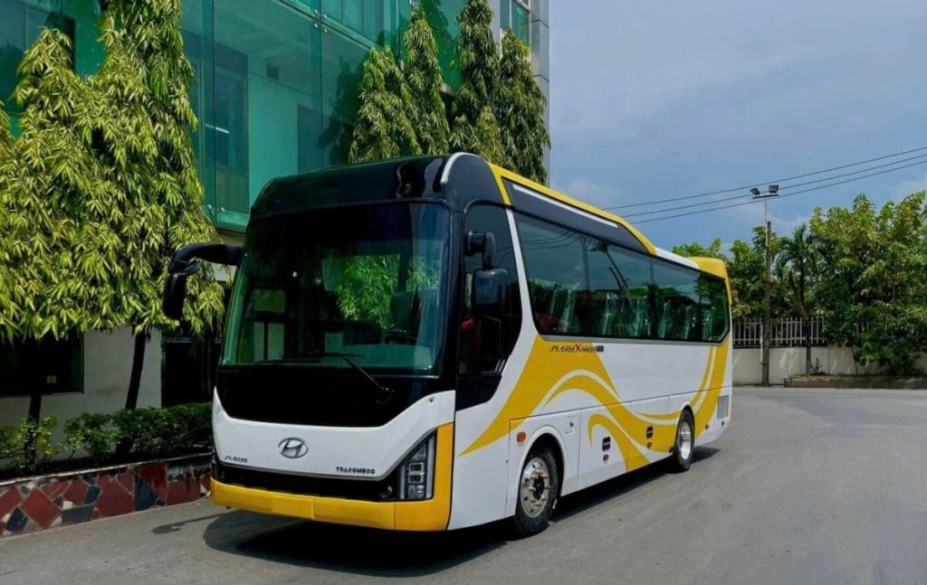 Công Ty Dịch Vụ Vận Tải Hoàng Phát - Thuê xe 30 chỗ Nhà Bè