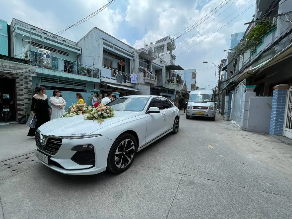 Cho thuê xe du lịch 4-7 chỗ Nam Phương - Thuê xe cưới Đồng Tháp