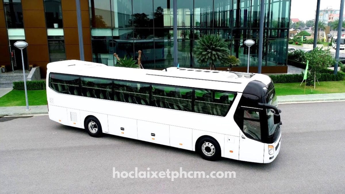 Công Ty Xe Du Lịch Phú Hưng - Thuê xe 50 chỗ Bình Chánh