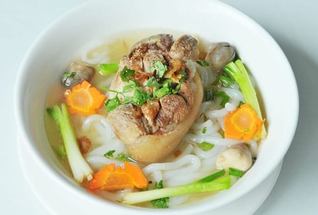 Bún giò heo MINH QUÝ - Món Ăn Sáng Ngon Ở Hóc Môn