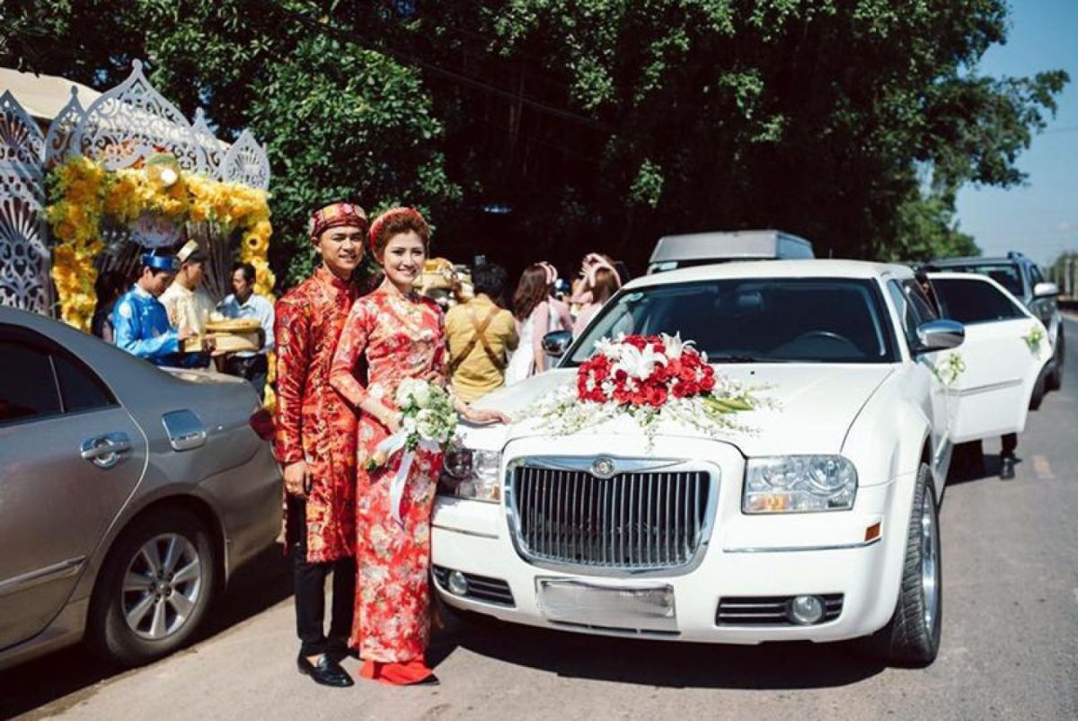 CHO THUÊ XE LUÂN LAN- thuê xe cưới tại Hải Dương