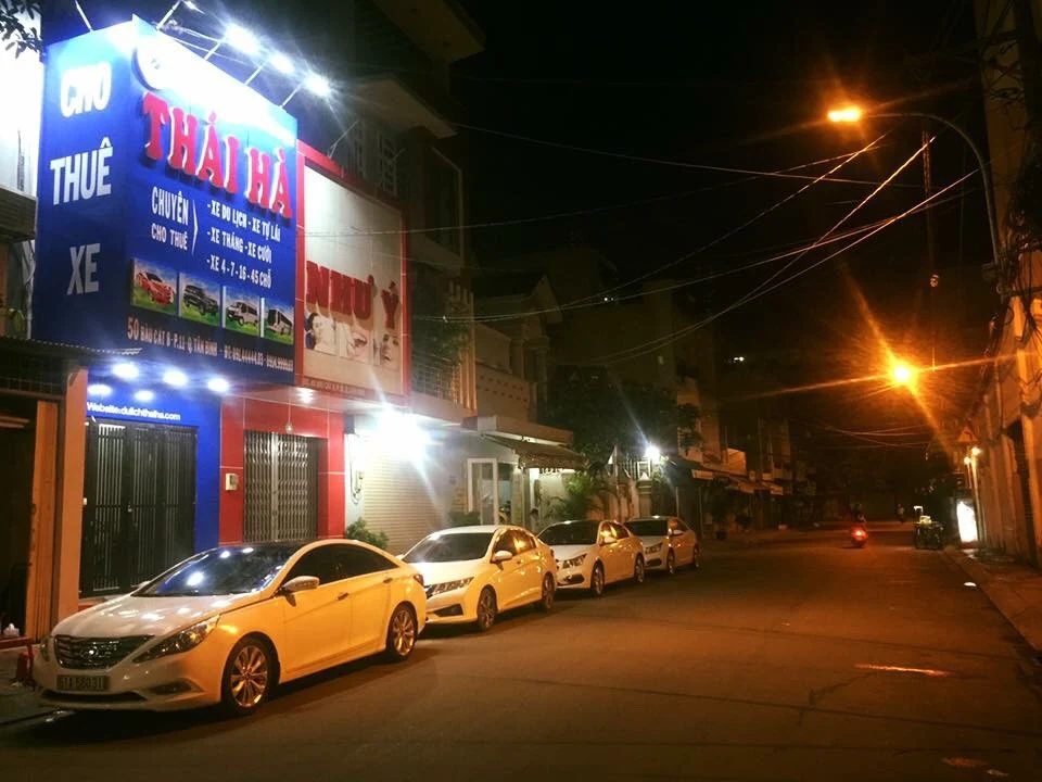Cho thuê xe tự lái Thái Hà - Thuê xe 4 chỗ Tân Bình