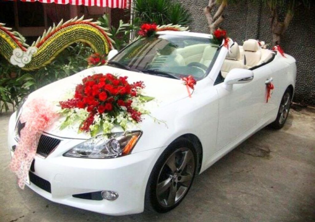 Cho thuê xe, xe hoa, xe cưới, xe rước dâu Mercedes, BMW và mui trần - Thuê xe cưới TPHCM