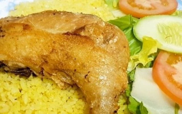Cơm Gà Xối Mỡ A Tuấn - Món Ăn Trưa Ngon Quận 11