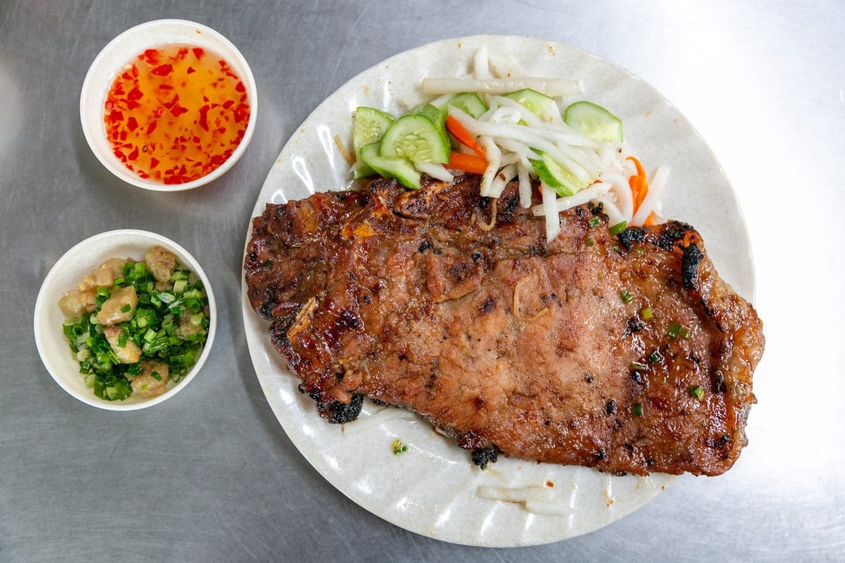 Cơm tấm Hoàng Gia - Món Ăn Trưa Ngon Quận 6