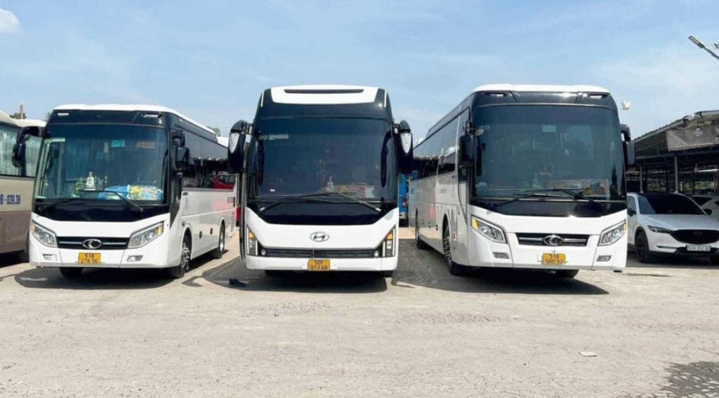 Công Ty Vận Tải Phú Hưng - Thuê xe 50 chỗ Gò Vấp