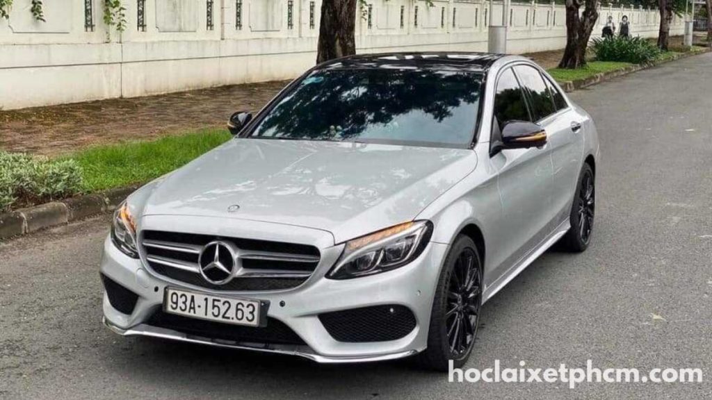 Công ty TNHH Vận Tải Sài Gòn Travel - Thuê xe 4 chỗ Quận 1