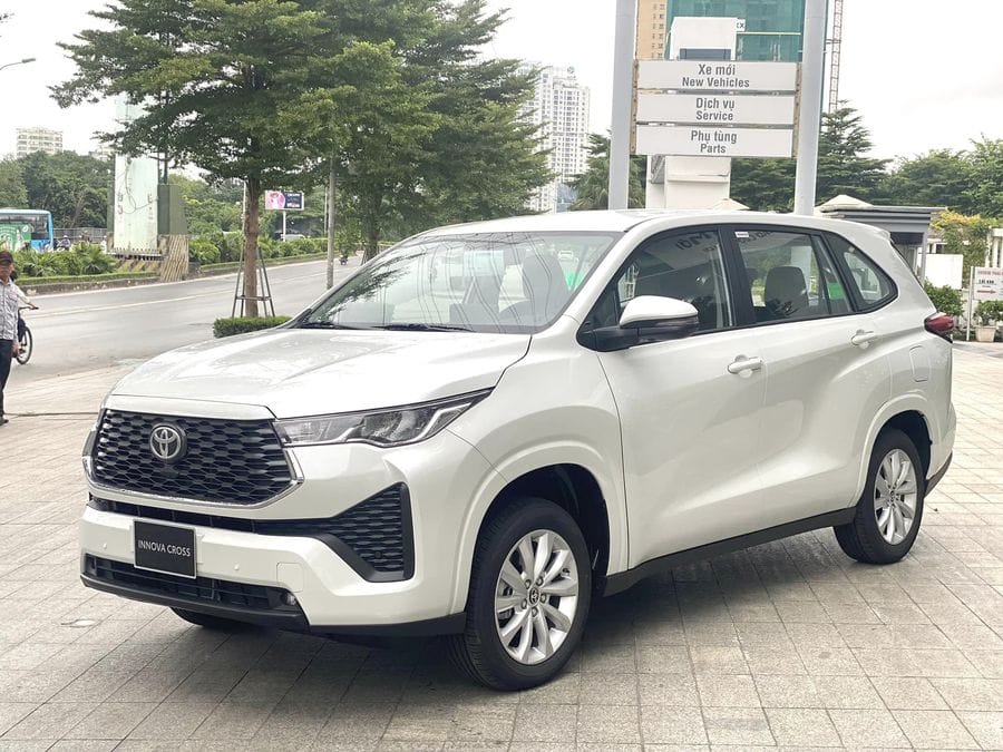 Hình: Dịch vụ xe Sài Gòn Xanh - Thuê xe 7 chỗ Nhà Bè