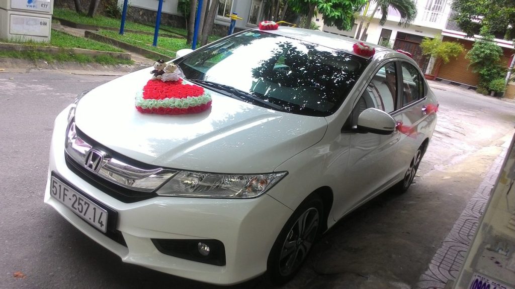 Quang Dũng Limousine - Thuê xe cưới Huế
