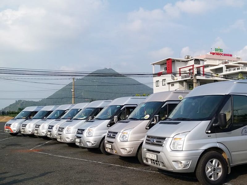 Hình: Sài Gòn Star -  Thuê xe 16 chỗ Quận 5