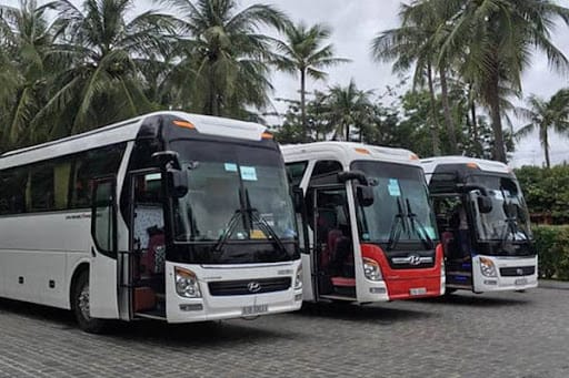 Hình: Thuê xe Thành Công - Thuê xe 16 chỗ Quận 1 