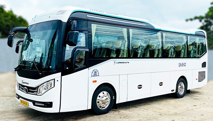 Xe Du Lịch Đại Phát - Thuê xe 30 chỗ Quận 8
