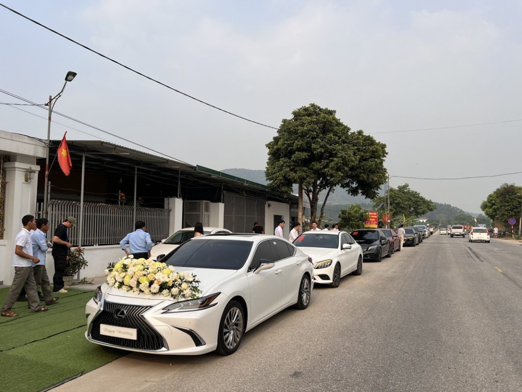 Dịch vụ cưới hỏi Văn Đua - Thuê xe cưới Kiên Giang