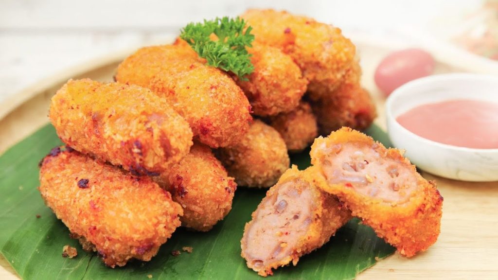 Nem chua rán - ăn trưa Hưng Yên