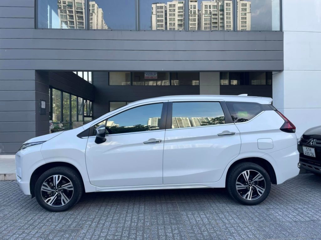 Thuê xe Sài Gòn giá rẻ - Thuê xe cưới Quận 3