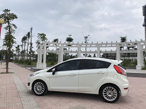 Xe Du Lịch Dũng Hà - Thuê xe 7 chỗ Yên Bái