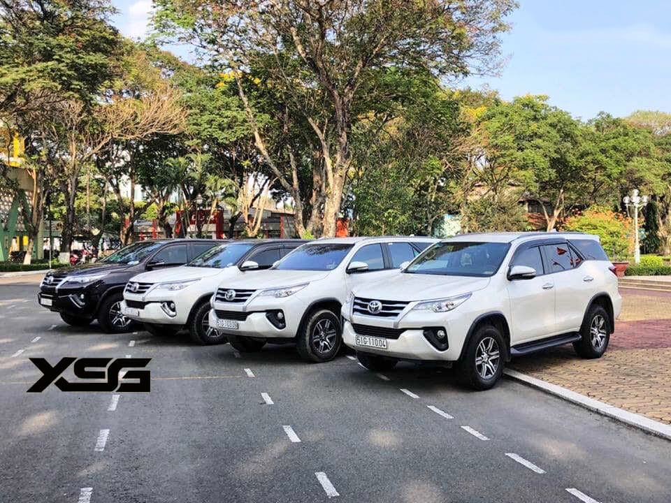 Hình xe 7 chỗ Công ty Xe Sài Gòn - Thuê xe 7 chỗ Quận 5