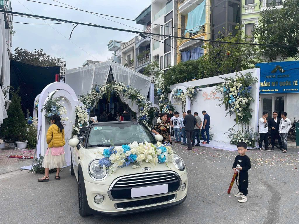 Dịch Vụ Xe Du Lịch Tâm Phương - Thuê xe cưới Ninh Bình