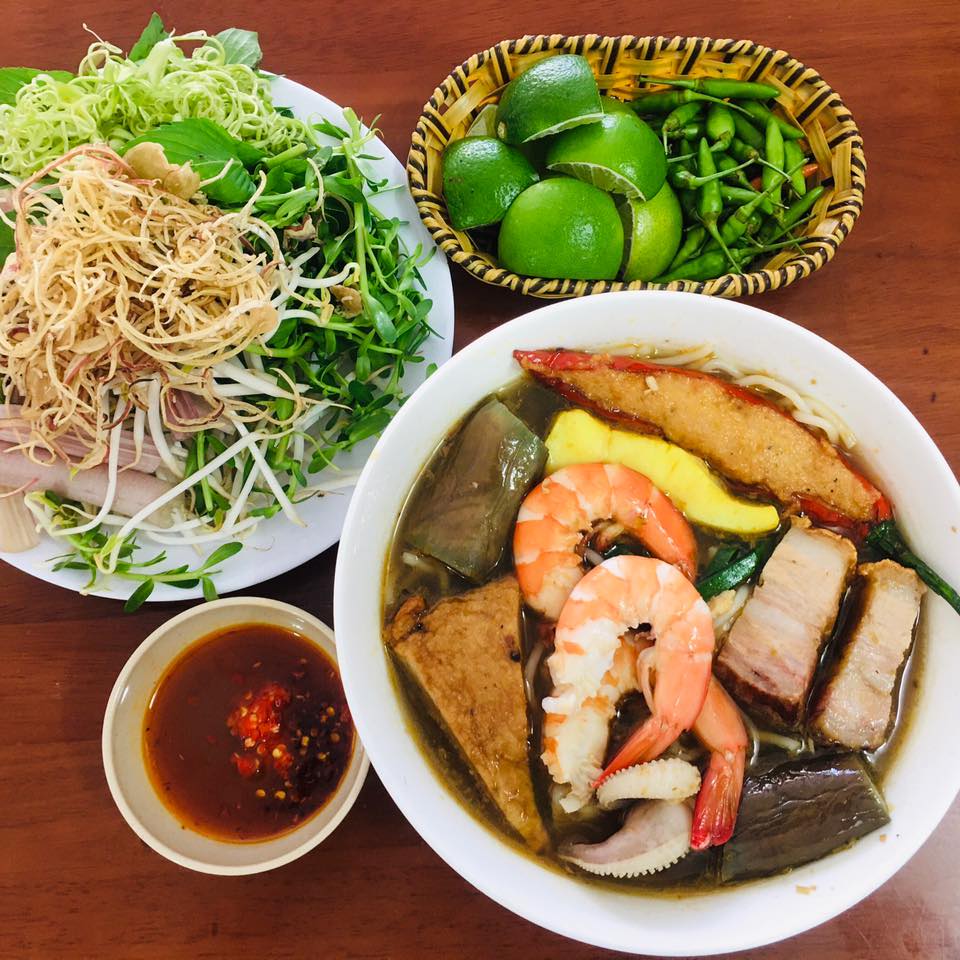Bún mắm Cô Ba - Ăn trưa Gò Vấp 