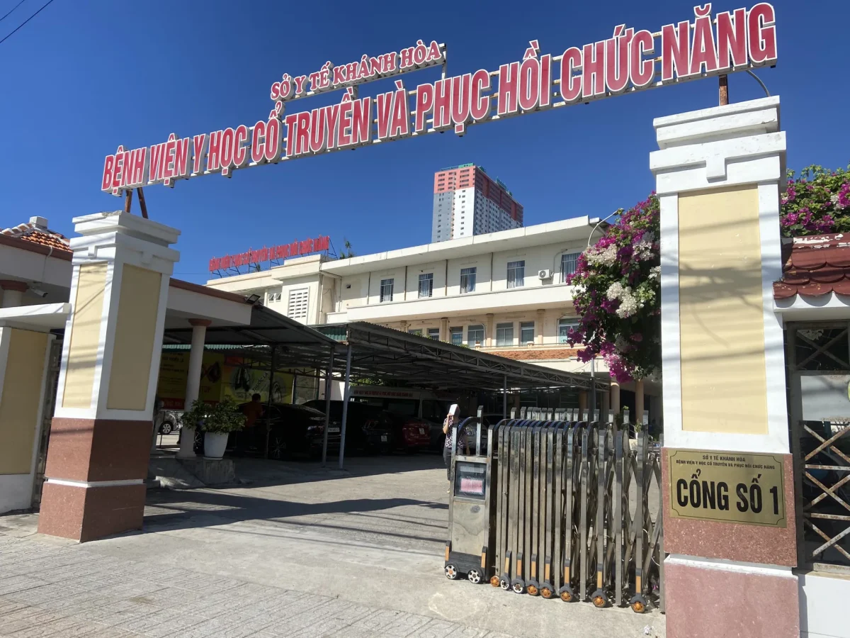 Bệnh viện Y học cổ truyền và Phục hồi chức năng tỉnh Khánh Hòa - Xe Cấp Cứu Khánh Hòa
