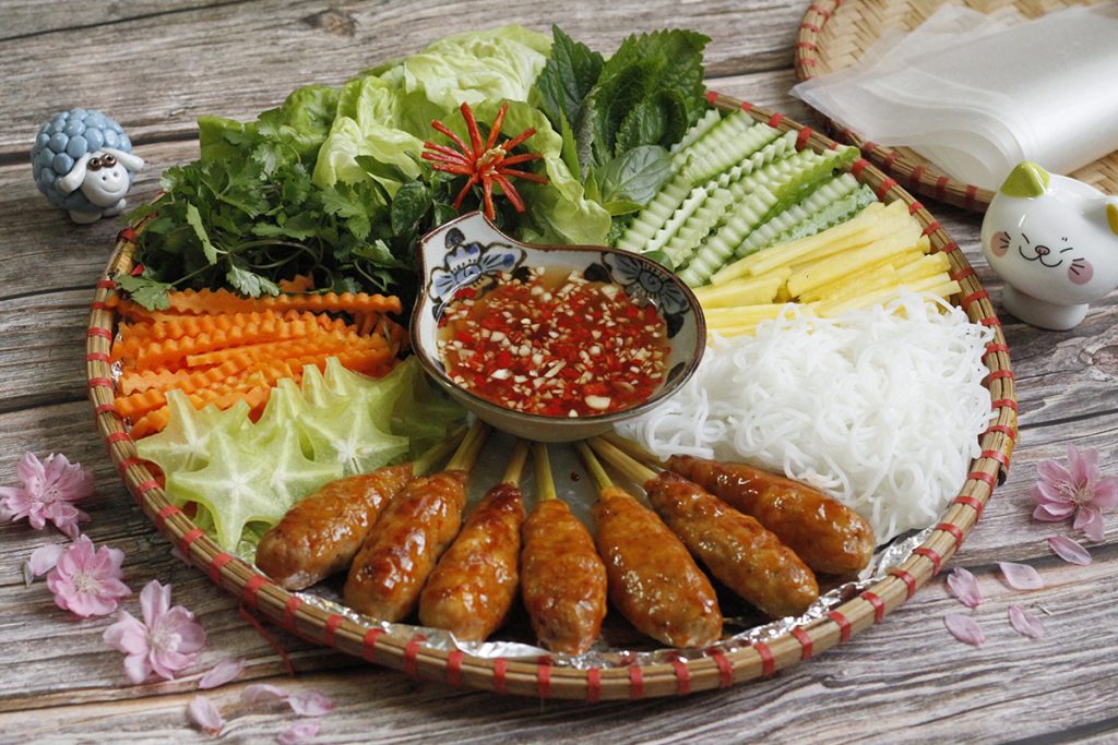 Nem Lụi - ăn tối Đà Nẵng