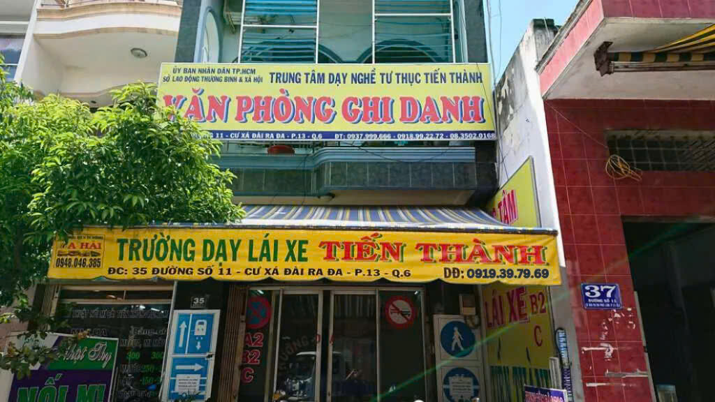 Trường dạy lái xe Tiến Thành - học lái xe ô tô ở Quận 2