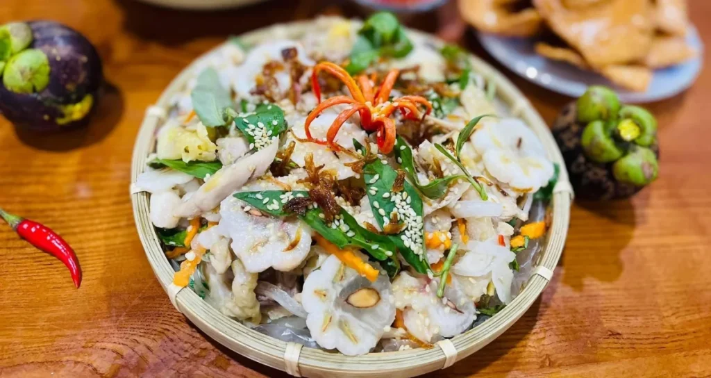 Gỏi gà măng cụt - ăn tối Đồng Nai