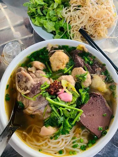 Bún bò - Ăn sáng Điện Biên