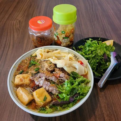 Bún riêu cua đồng - Ăn sáng Nghệ An