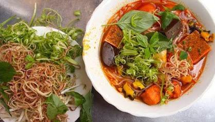 Bún riêu cua đồng - Ăn sáng Hà Nội