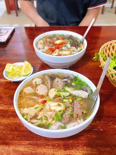 Cháo lòng - Ăn sáng Điện Biên