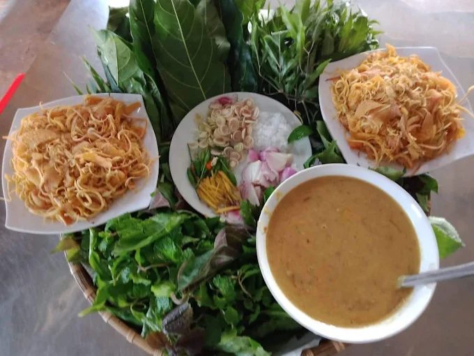 Gỏi cá kim sơn - Ăn trưa Đắk Nông