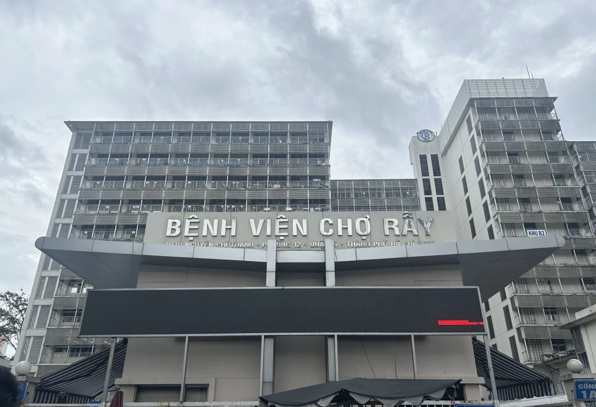Bệnh viện Chợ Rẫy - Xe Cấp cứu Bình Chánh