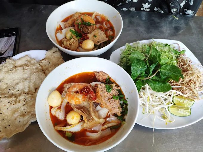 Mì Quảng Đà Lạt - Ăn sáng Lâm Đồng 