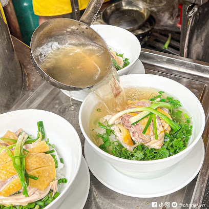 Phở gà - Ăn trưa Hà Nội