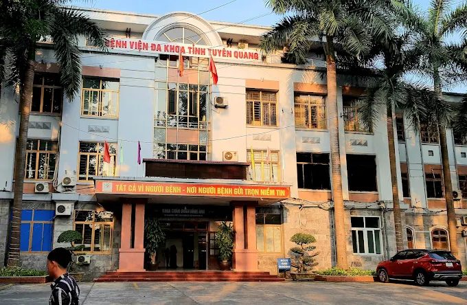 Bệnh viện Đa khoa tỉnh Tuyên Quang - Xe Cấp Cứu Tuyên Quang