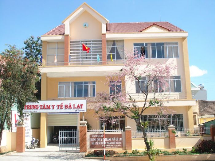 Trung tâm Y Tế Thành Phố Đà Lạt - Xe cấp cứu Đà Lạt