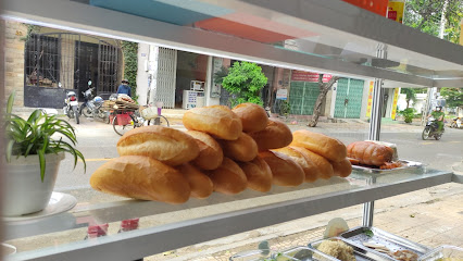 Bánh Mì cô Hiền- ăn sáng Ninh Thuận