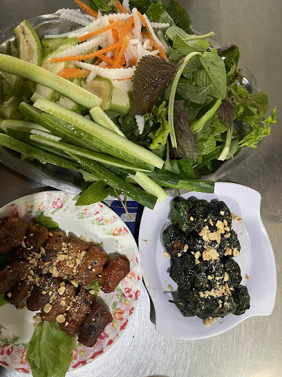 Bò lá lốt Cô Linh-an trưa Tây Ninh