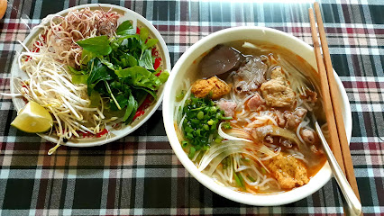 Bún Bò Huế O Chắt- ăn trưa Gia Lai