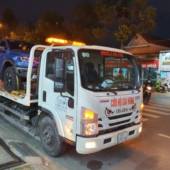 CỨU HỘ Ô TÔ, GARAGE GIA HƯNG 1 - Cứu Hộ Xe Ô Tô Bến Cát