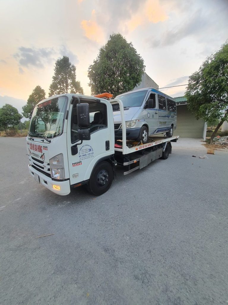 CỨU HỘ Ô TÔ, GARAGE GIA HƯNG 1 - Cứu hộ xe ôtô Bình Dương