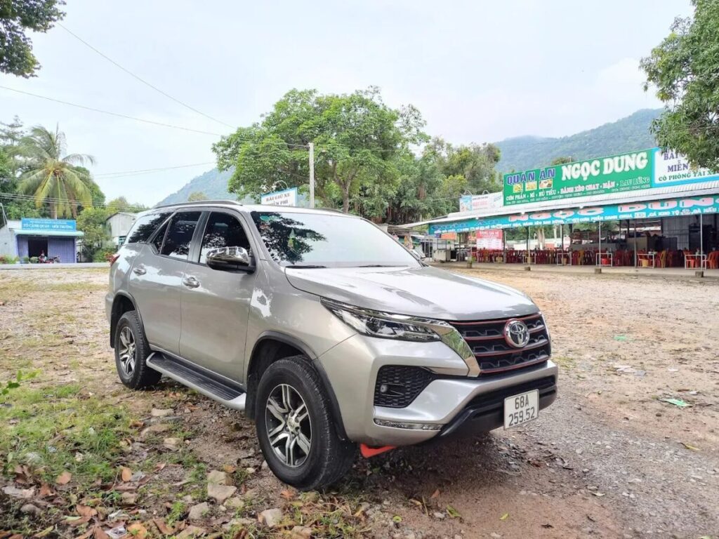 Dịch Vụ Du Lịch & Cho Thuê Xe Tự Lái - Thuê Xe 7 Chỗ Rạch Giá
